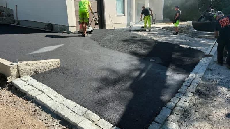 Asfaltering av uppfart